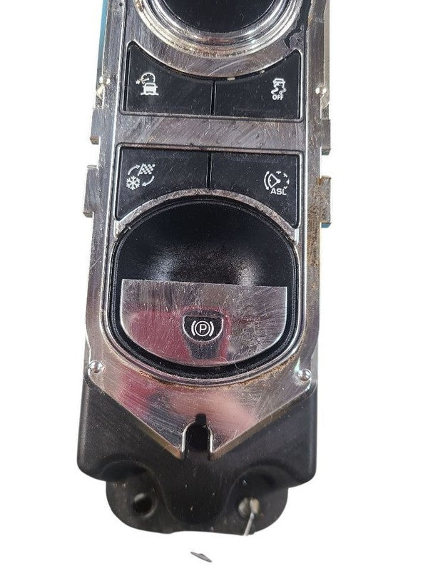 XJ        2016 Transmission Shift 640339