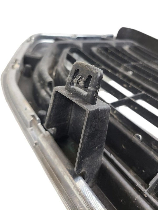 Grille Chrome Surround SLE Fits 15-20 YUKON 660920
