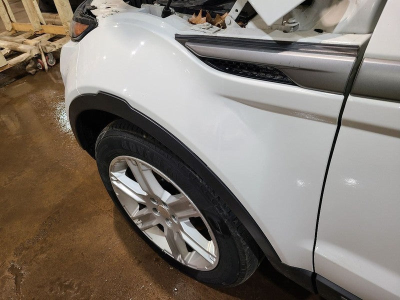 Driver Left Fender Without Automatic Park Fits 12-19 EVOQUE 660829