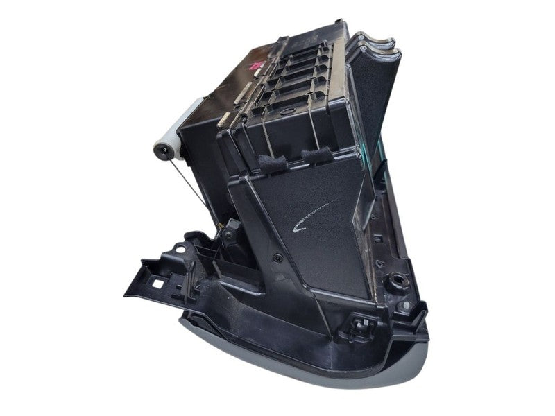 TUNDRA    2010 Glove Box 676607