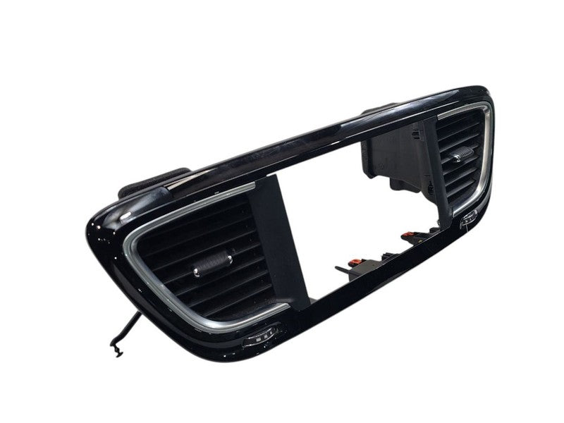VOYAGER   2020 Dash Bezel 623511