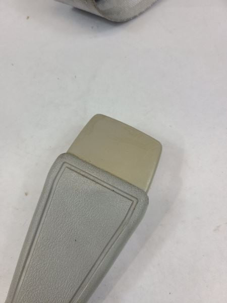 FRONT FIFTH AVE 1985 Center Lap Belt Seat Belt Front 556862