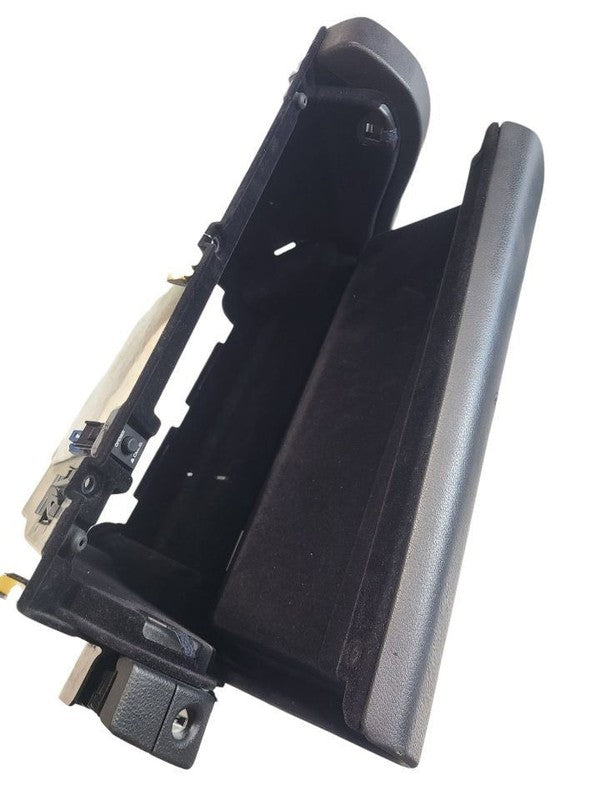 GS350     2015 Glove Box 665327