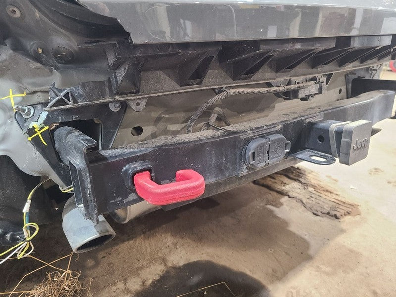 Rear Bumper Reinforcement With Tow Hook Fits 14-23 CHEROKEE 661686