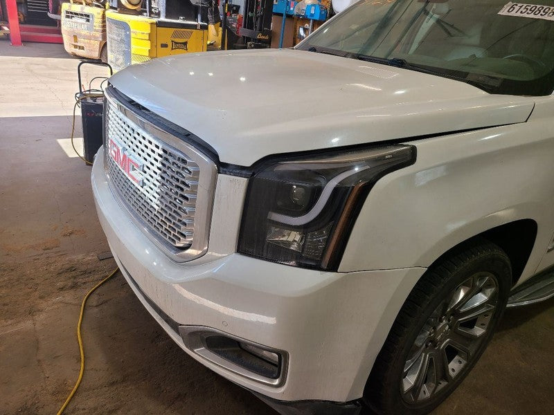 DENALI XL 2015 Front Seat Track 679596