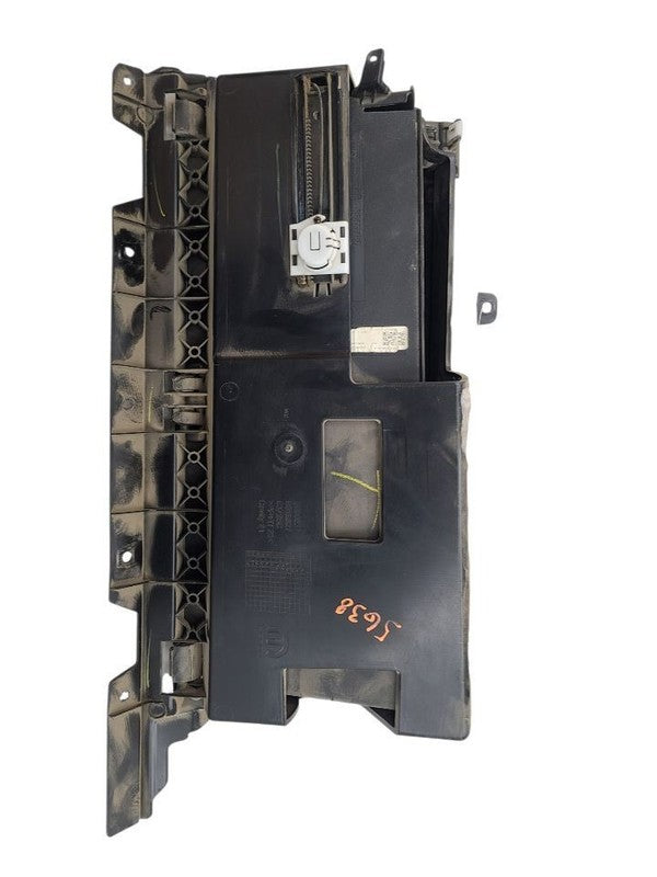 RAM2500   2019 Glove Box 674160
