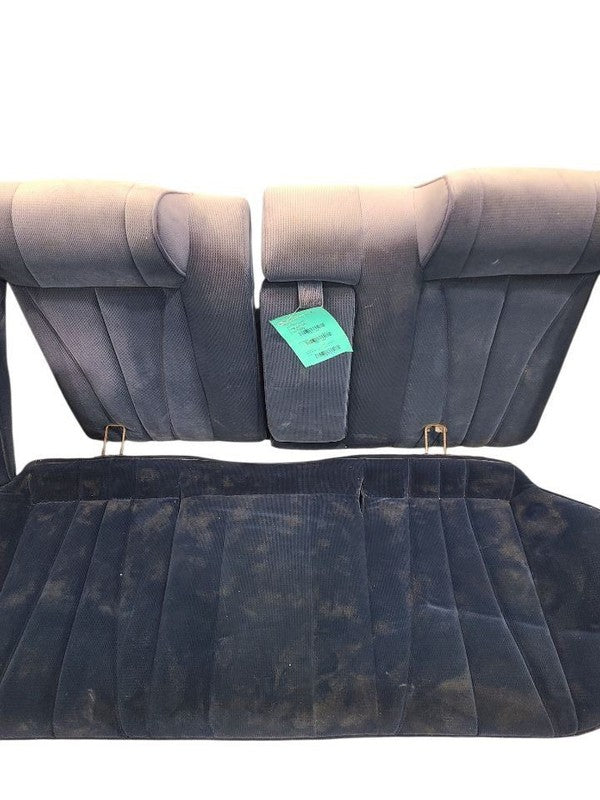 CAMRY     1990 Seat Rear 657250