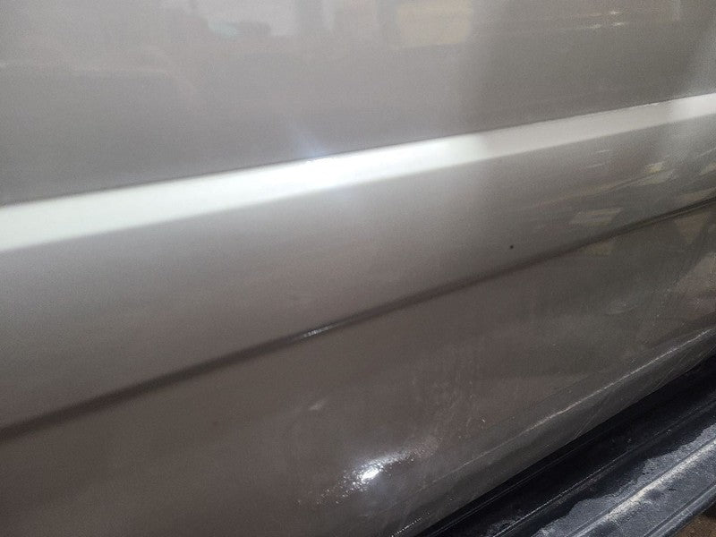 TAHOE     2007 Door Moulding Front 657870