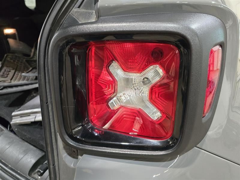 Passenger Tail Light Incandescent Black Bezel Fits 15-20 RENEGADE 5958