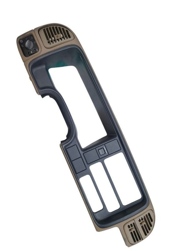 TCHEV3500 1995 Dash Bezel 679432