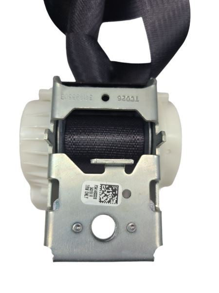 YUKONXL15 2016 Seat Belt Rear 590128