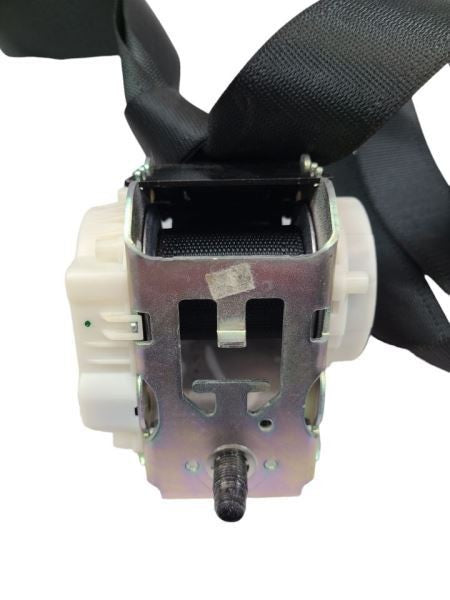 REAR CAPRICE   2011 Passenger Side Retractor Seat Belt Rear 583327