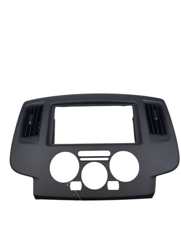NV200     2020 Dash Bezel 634237
