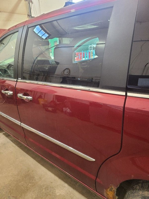 Driver Rear Side Door Movable Glass Fits 11-16 TOWN & COUNTRY 667591