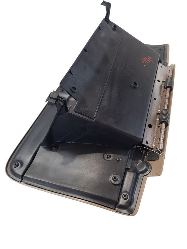 F150      1998 Glove Box 663148