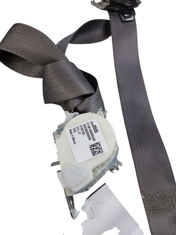 SUBURBN15 2015 Seat Belt Rear 647323