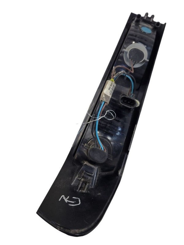 Passenger Corner/Park Light Park Lamp-turn Signal Fits 04-12 CANYON 66