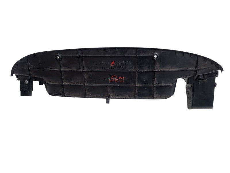 T100      1996 Dash Bezel 676240