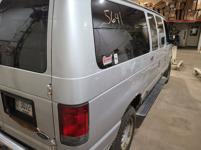 Rear Drive Shaft 138" Wb Automatic 5.4L Fits 09-15 FORD E350 VAN 67645