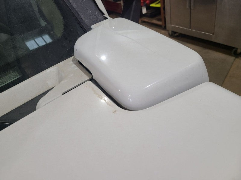H3        2006 Cowl 665572
