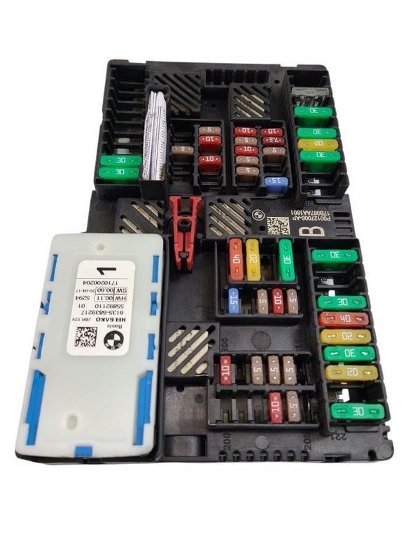 Fuse Box Engine Trunk Mounted Without Passive Entry Fits 17-20 BMW 530