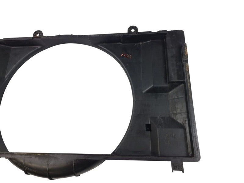 LANDCRUIS 1993 Radiator Shroud 646286