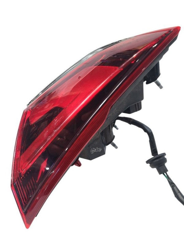 Passenger Tail Light Liftgate Mounted VIN 5 1st Digit Fits 17-20 ROGUE