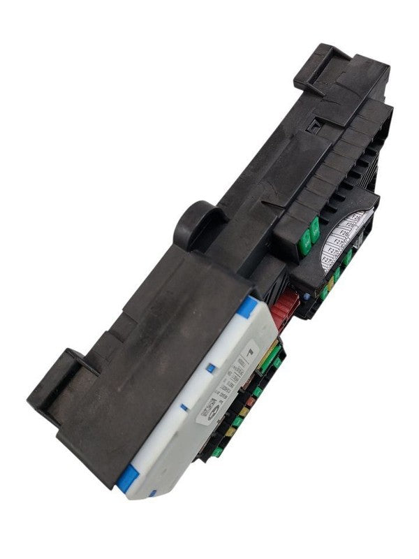 Fuse Box Engine Trunk Mounted Without Passive Entry Fits 17-20 BMW 530