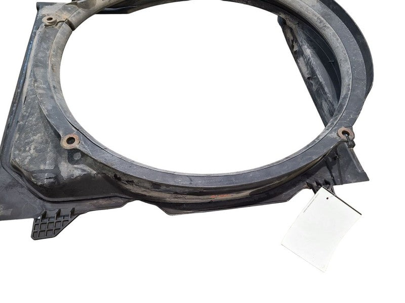 RAM3500   2005 Radiator Shroud 617079