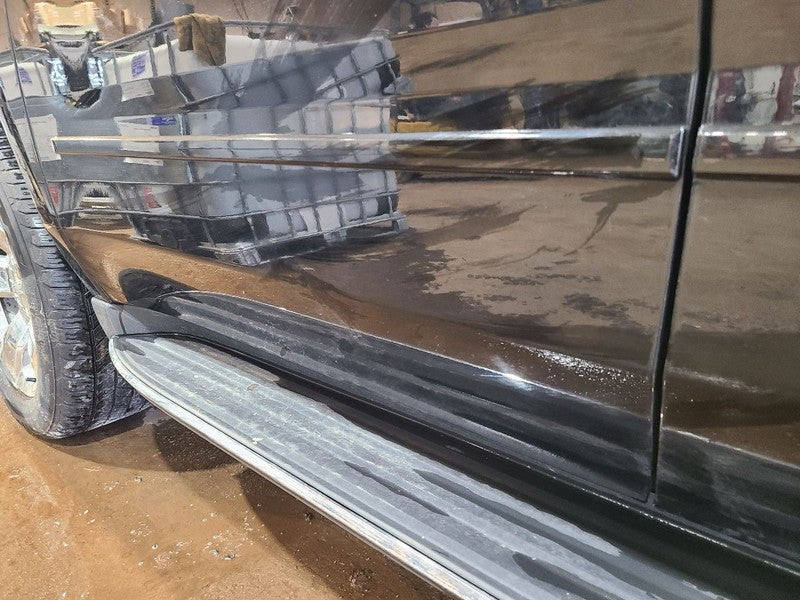 Passenger Rear Side Door Privacy Tint Opt Ako Fits 15-20 SUBURBAN 1500