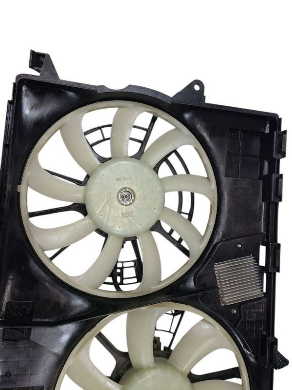 Radiator Fan Motor Assembly Dual Fan Fits 14-19 CHEROKEE 629660