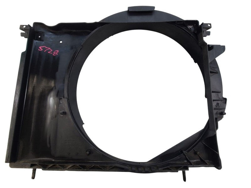 H3        2006 Radiator Shroud 679903