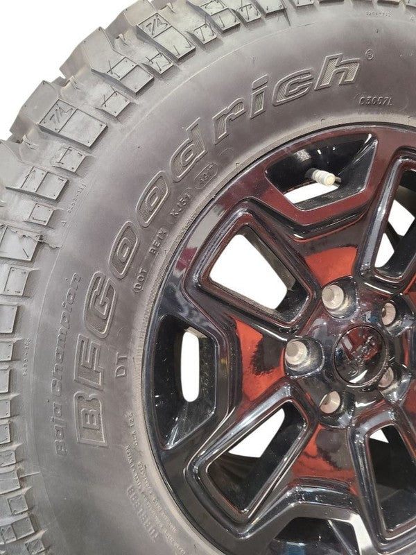 Wheel VIN W 6th Digit Jk Body 17x7-1/2 10 Slot Fits 14-18 WRANGLER 662