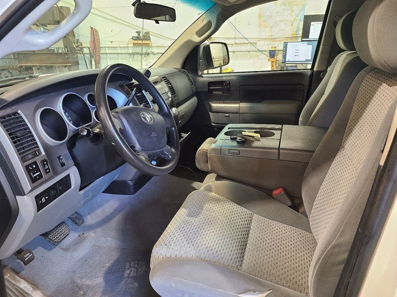 Passenger Front Seat  Cloth Manual Fits 10-13 TUNDRA 672610