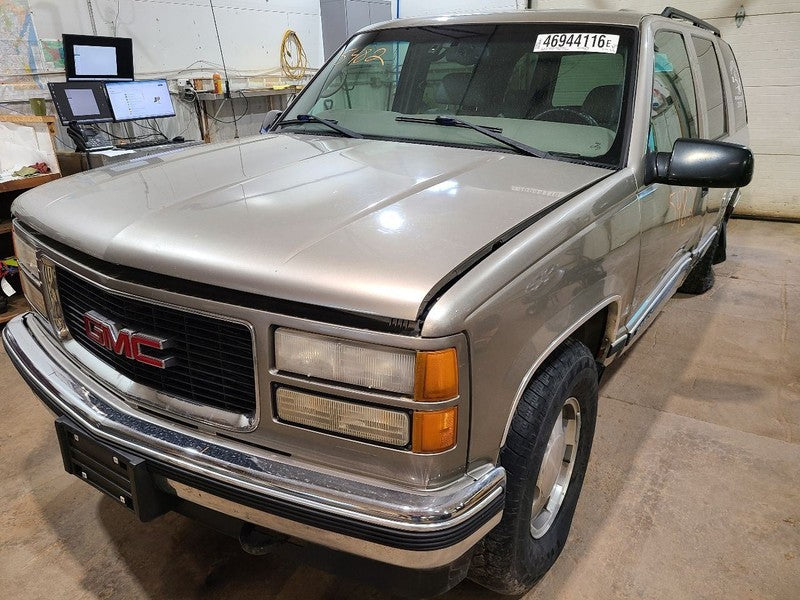 YUKON     1998 High Mounted Stop Light 664318