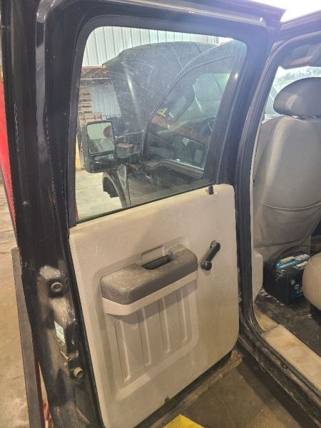 F350SD    2008 Owners Manual 592145