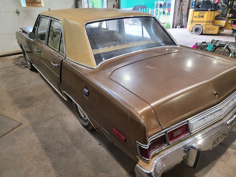 Passenger Right Headlight Door/Cover Fits 75-76 DART 668116
