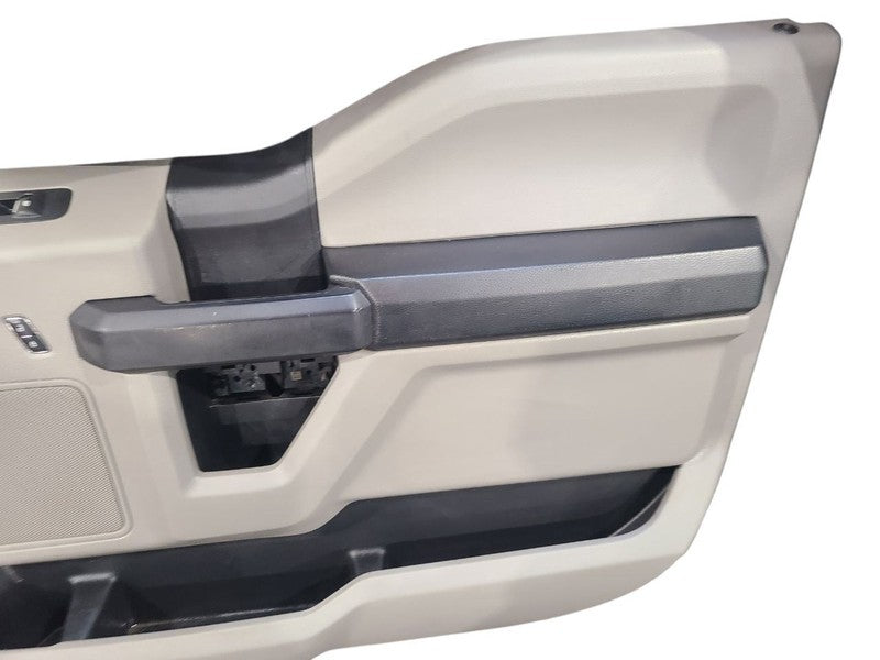 F250SD    2017 Front Door Trim Panel 658822
