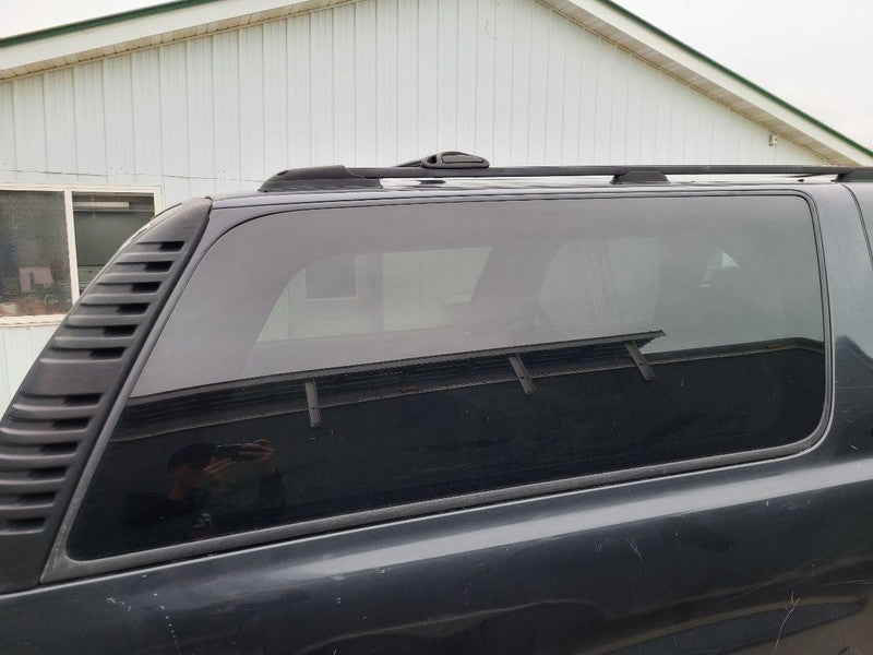 Passenger Quarter Glass With Privacy Tint Fits 00-06 SUBURBAN 1500 636