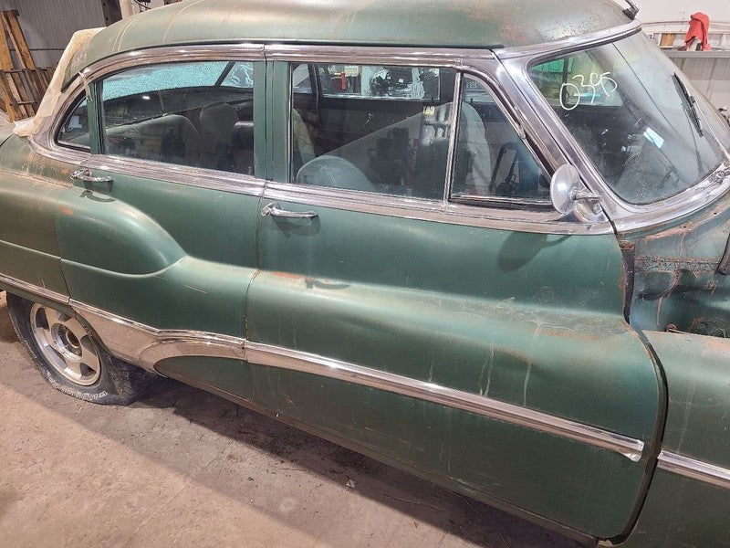 BUICK     1951 Hood 656415