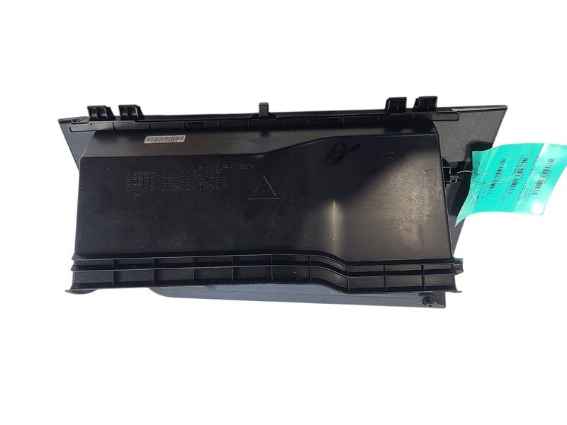 COROLLA   2017 Glove Box 678083