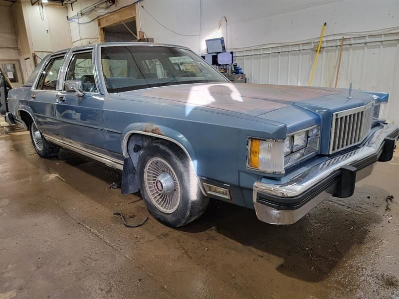 GRAND MAR 1986 Seat Belt Front 562716
