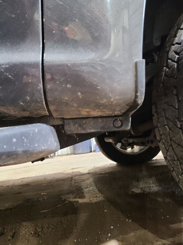 Passenger Fender Without Wheel Lip Moulding Fits 15-20 FORD F150 PICKU
