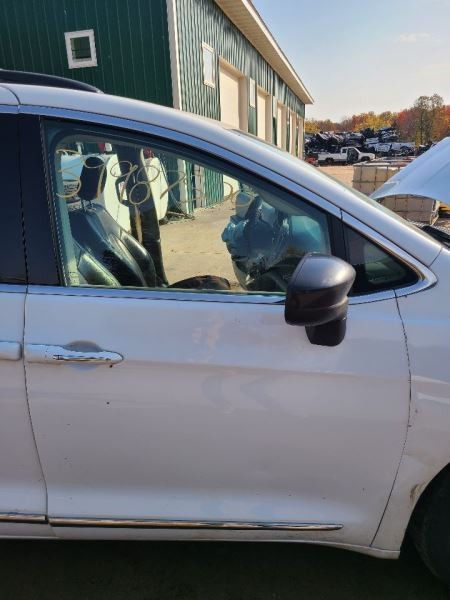 Passenger Right Front Door Tempered Glass Fits 17-19 PACIFICA 602711