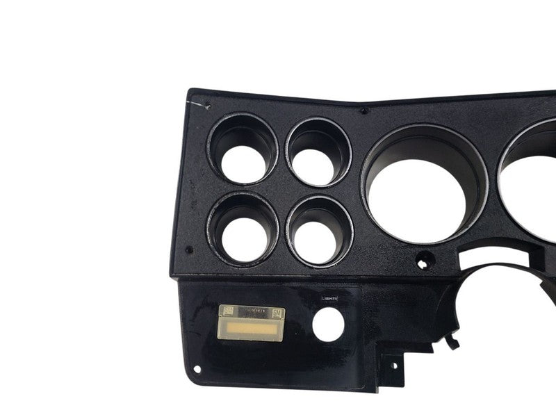TCHEV10   1987 Dash Bezel 654064