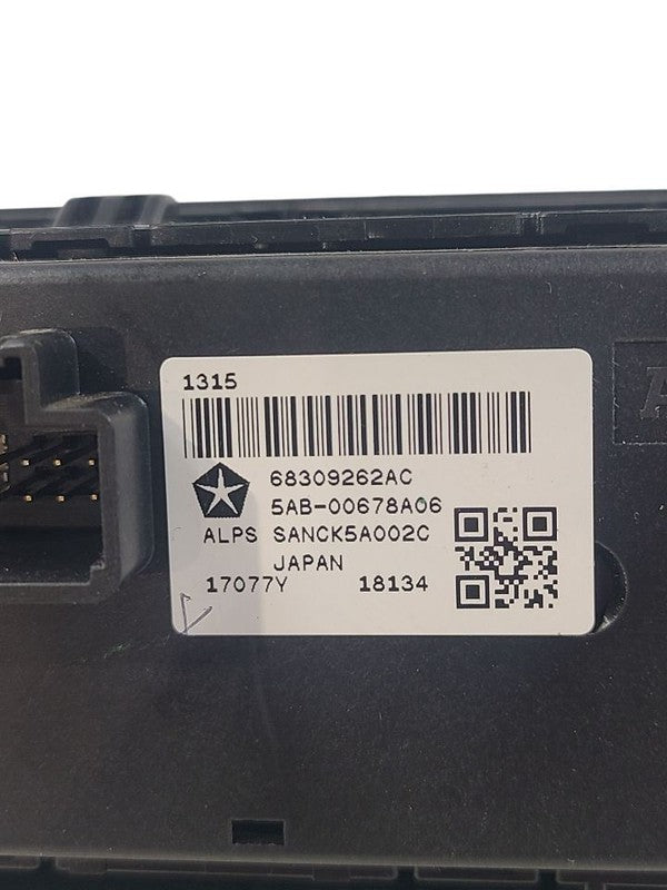 RAM15NEW  2019 Dash/Interior/Seat Switch 649652