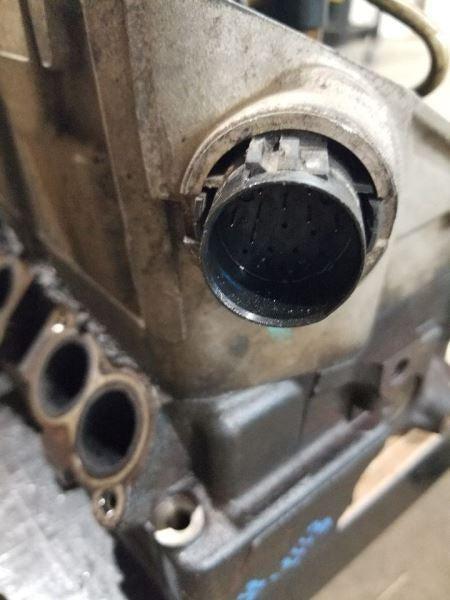 Cylinder Head 6.4L Diesel Fits 08-10 FORD F250SD PICKUP 561554