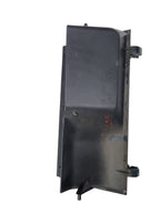 T100      1996 Glove Box 676242