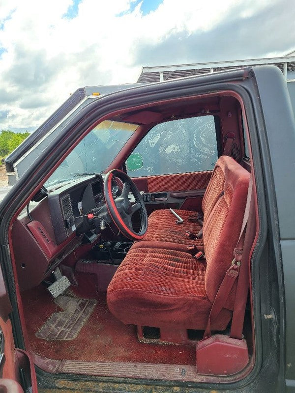 Driver Corner/Park Light Fits 90-93 CHEVROLET 1500 PICKUP 630538