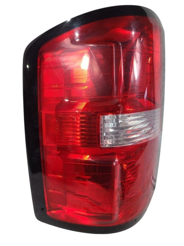 Driver Tail Light Classic Style Pickup Fits 16-19 SIERRA 1500 PICKUP 6